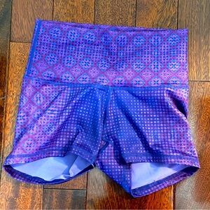 Prana Purple Patterned Women's Shorts fitted and bright size small
